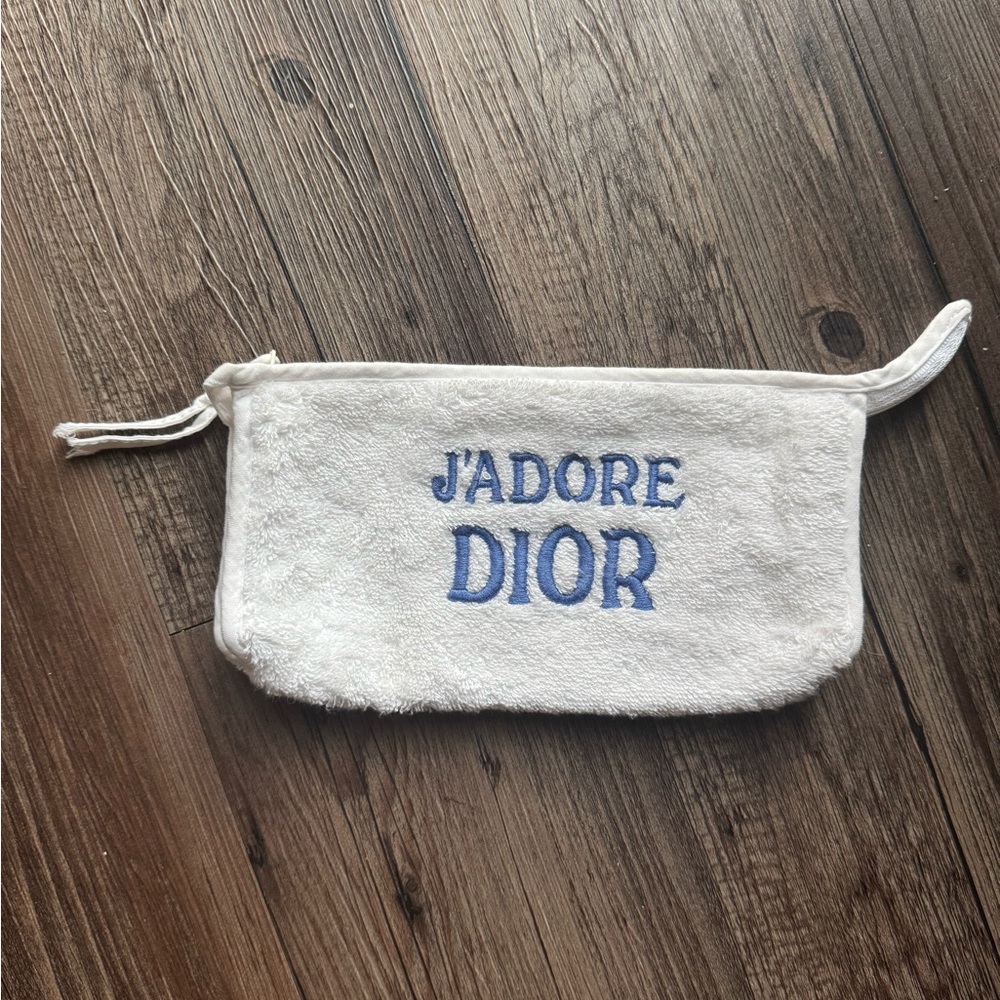 Dior Vintage Dior J'Adore
Terry Cloth makeup pouch
